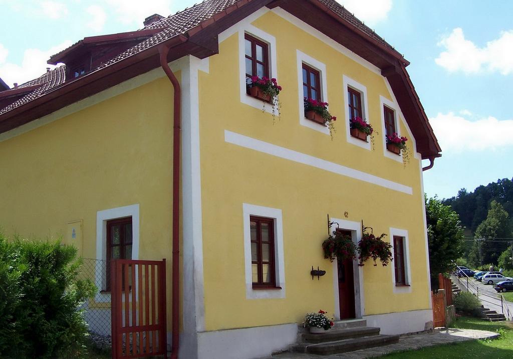 Apartment No. 42 Rozmberk Nad Vltavou